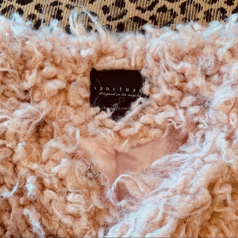 SANCTUARY. Pink Fuzzy Coat. - Picture 7 of 8